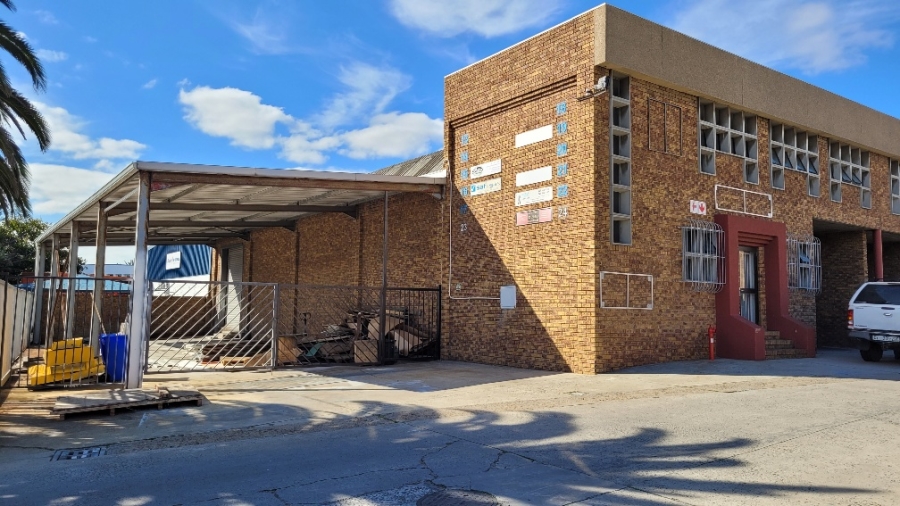 To Let Commercial Property for Rent in Montague Gardens Western Cape